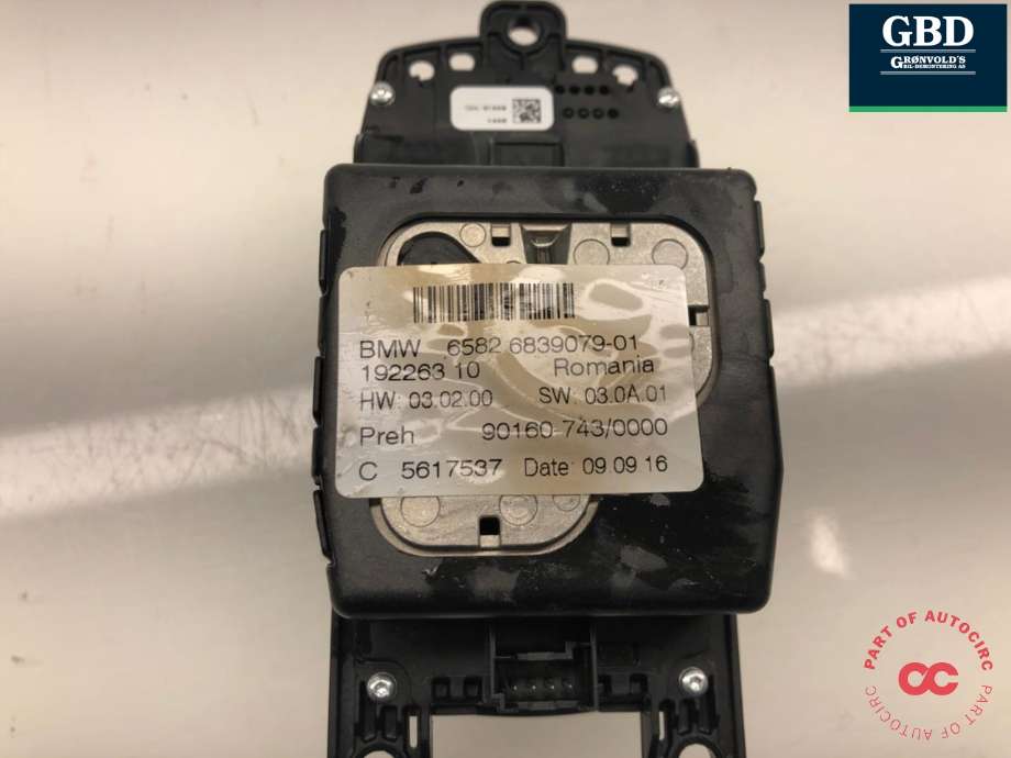 Bilstereo betjeningspanel til BMW 3-Serie 2012-2018 (F30/F31/F34) (F30/F31/F34) (65 82 6 839 079|)
