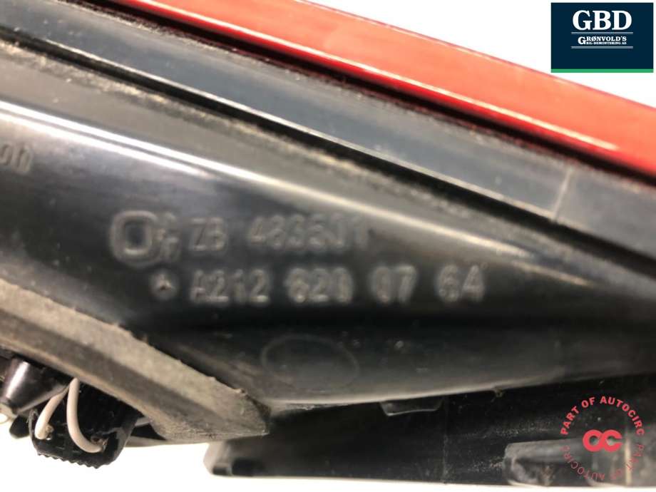 Baklykt venstre indre til Mercedes E-Klasse 2009-2013 (Fase 1) (W212) (W212) (A 212 906 01 58|A 212 820 07 64|)