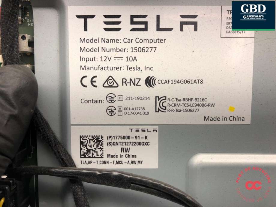 Styreenhet autopilot til Tesla Model Y 2021-2024 (Type I)  (1775000-S1-K|1775000-S1-L|)