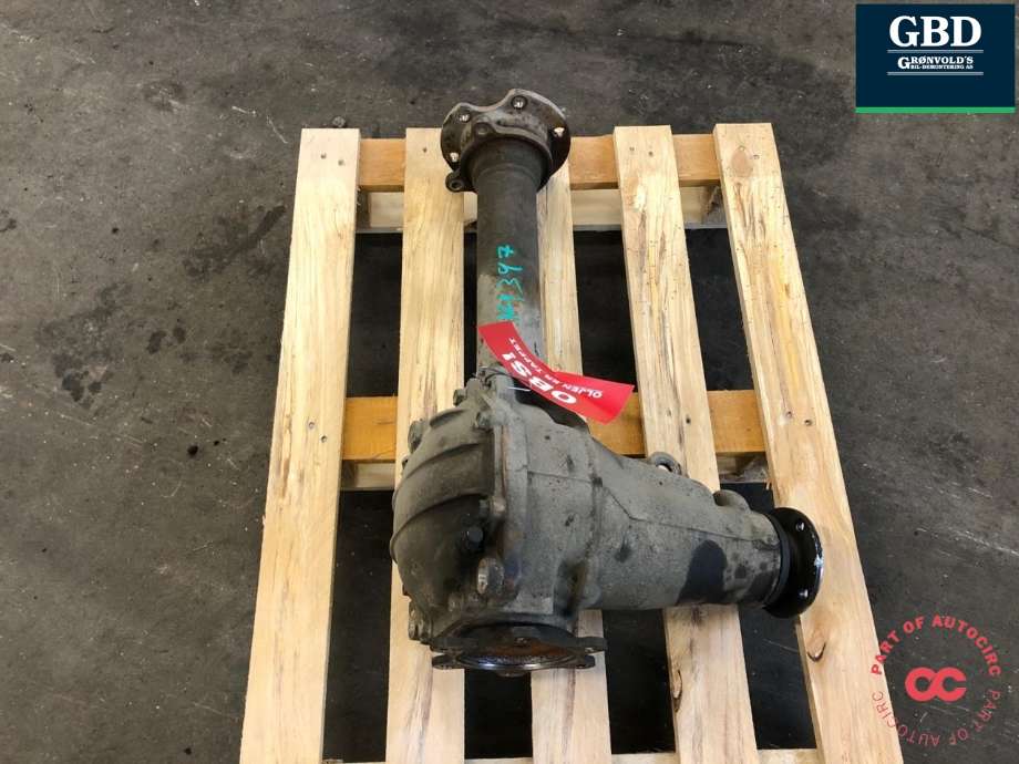 Kardang klokke foran til Toyota Hiace 2007-2012 (Fase 3)  (4111026570|)