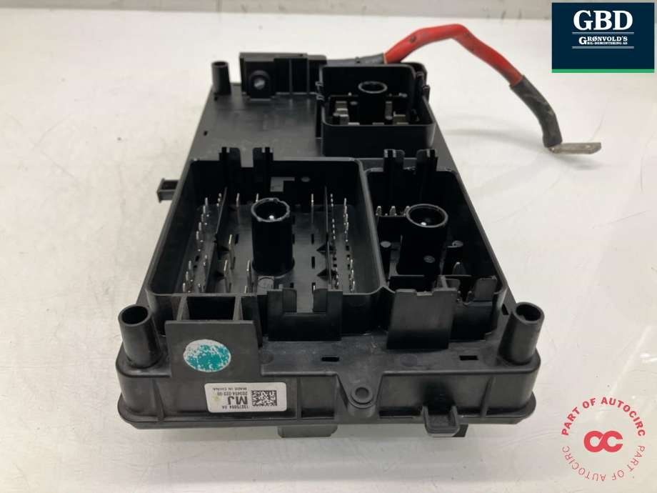Sikringsboks motorrom til Opel Insignia A 2009-2014 (13275884|13255300|)