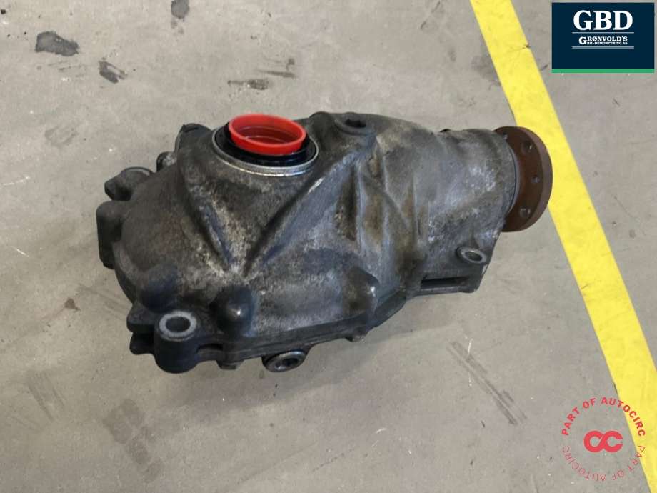 Kardang klokke foran til BMW 5-Serie 2010-2017 (F10/F11) (F10/F11) (31 50 8 623 110|31 50 8 623 111|)