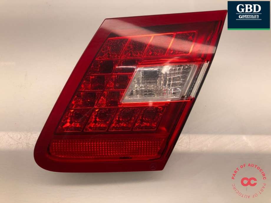 Baklykt høyre indre til Mercedes E-Klasse, 2009-2013 (Fase 1) (W212) (W212) (A 212 906 02 58)