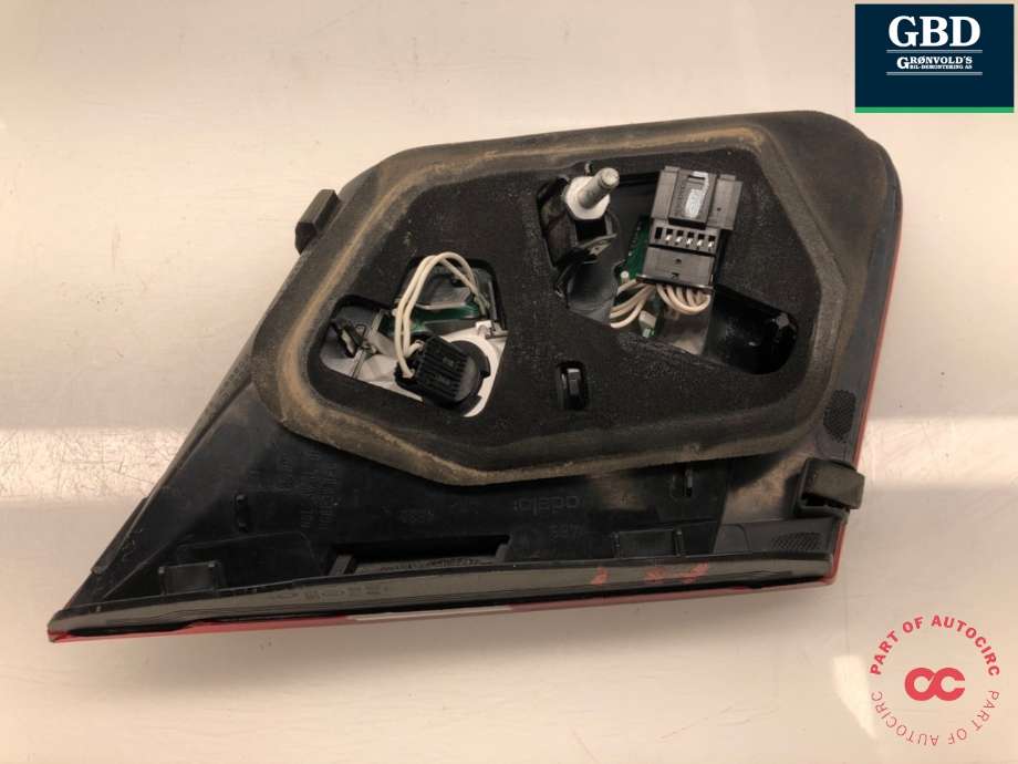 Baklykt høyre indre til Mercedes E-Klasse 2009-2013 (Fase 1) (W212) (W212) (A 212 906 02 58|A 212 820 08 64|)
