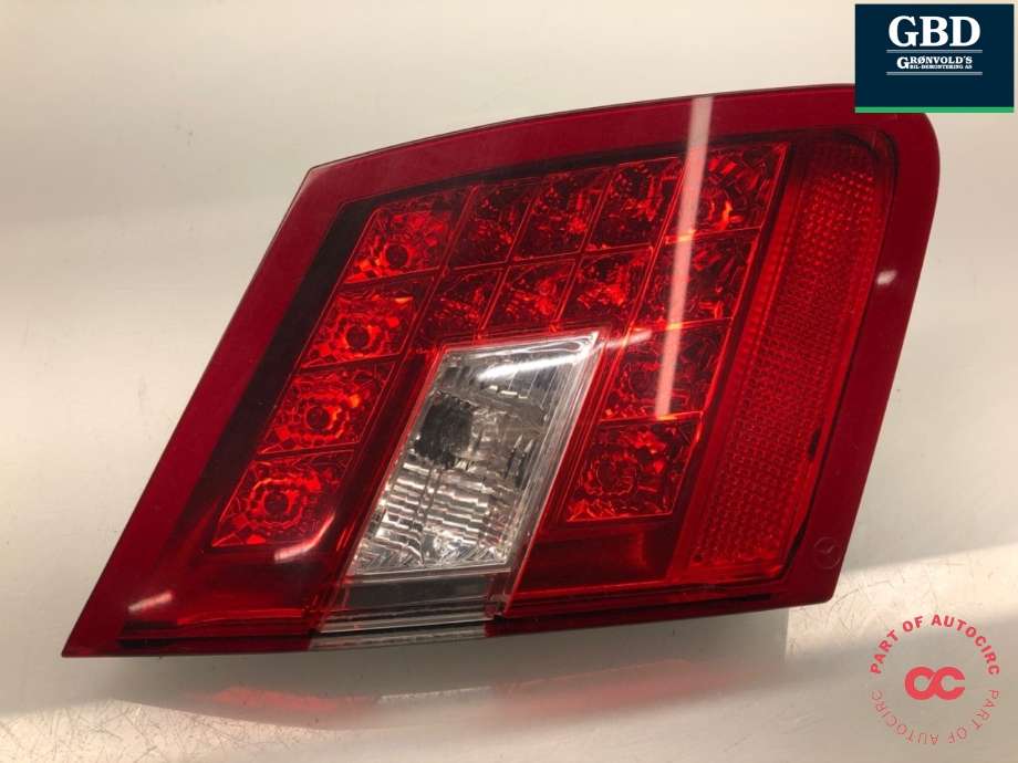 Baklykt venstre indre til Mercedes E-Klasse, 2009-2013 (Fase 1) (W212) (W212) (A 212 906 01 58)