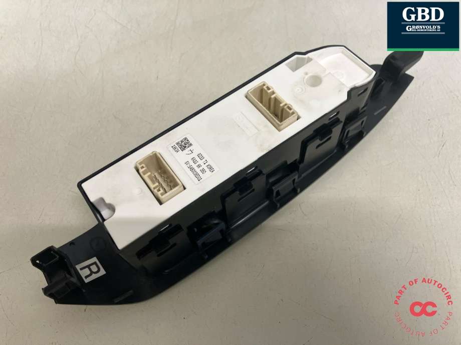 Bryter ruteheis førerdørspanel til Mazda CX-5 2012-2017 (Type I)  (KA1G684L6A|KA1G 66 350|)