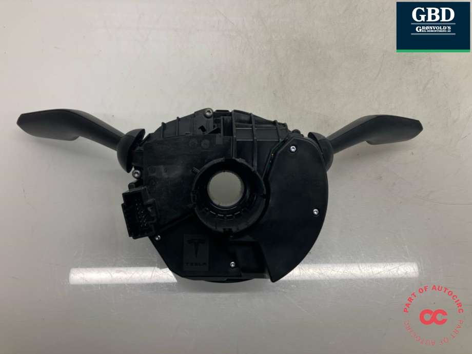Bryter combi til Tesla Model Y 2021-2024 (Type I)  (1097662-00-O|1097662-00-L | 1097662-00-M |1097662-00-N|1097662-00-P | 1097662-00-Q |1097662-00-R)