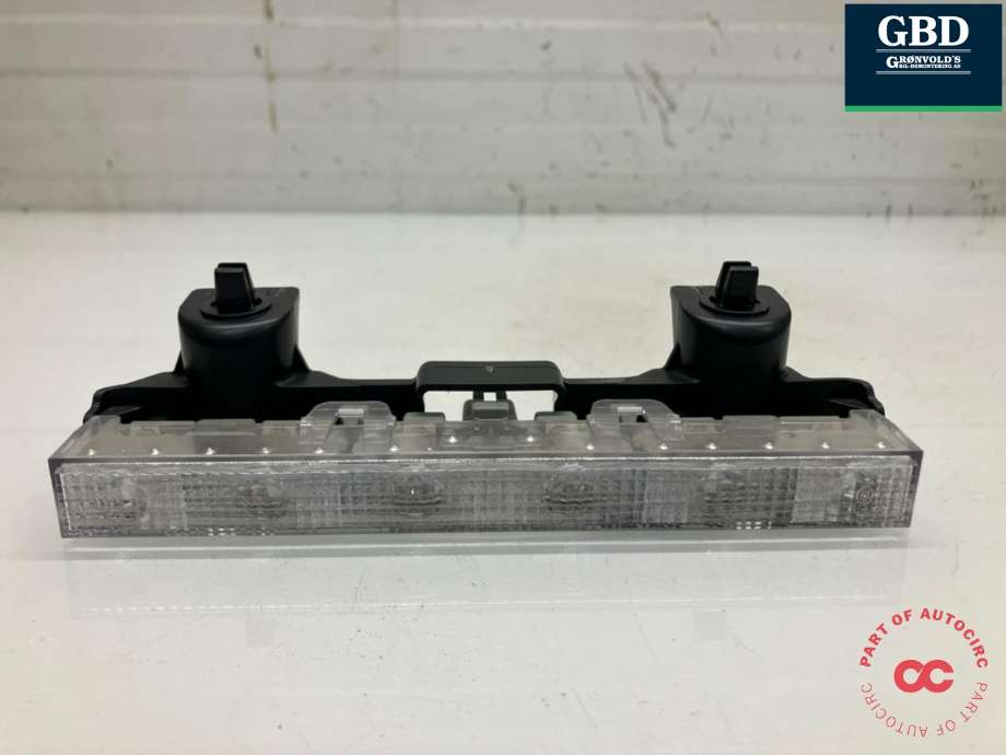 Baklykt bremselys bakrute til Toyota Urban Cruiser, 2009-2014 (8150552030)
