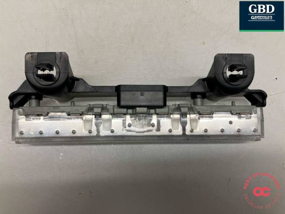 Baklykt bremselys bakrute til Toyota Urban Cruiser 2009-2014 (8150552030|)