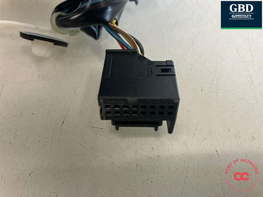 Speil høyre til Audi A4 2007-2014 (Type IV) (B8) (B8) (8K1 857 410 AG|8K1 857 410 AG 01C|)