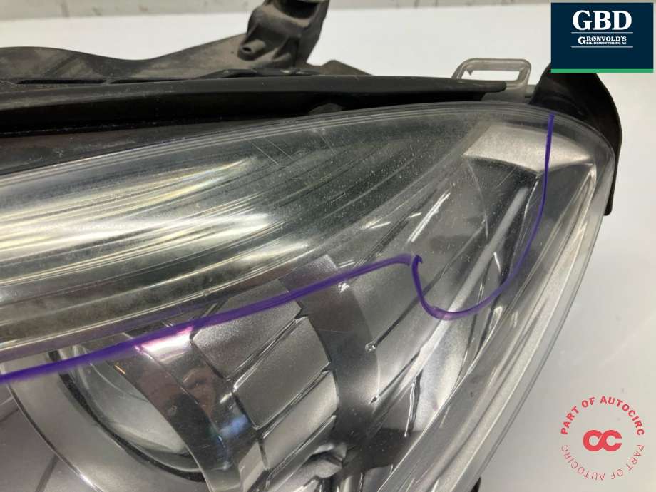 Frontlykt venstre xenon til Mercedes ML 2011-2015 (Fase 1) (W166) (W166) (A 166 820 66 59|A 166 820 46 59|A 166 820 83 61| A 166 820 01 61)