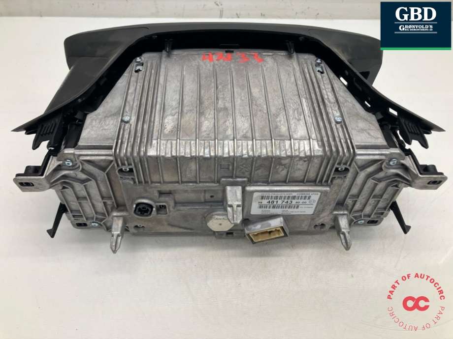 Instrumentpanel til Peugeot e-208 2019-->>  (98 485 804 80|9848174380-00|)