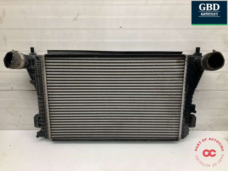 Intercooler til Škoda Yeti 2014-2017 (Fase 2) (1K0 145 803 CG|1K0 145 803 CA|1K0 145 803BM)