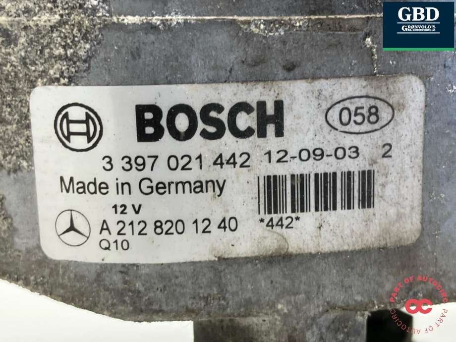Viskermotor frontrute komplett m/overføring til Mercedes E-Klasse 2009-2013 (Fase 1) (W212) (W212) (A 212 820 12 40|)