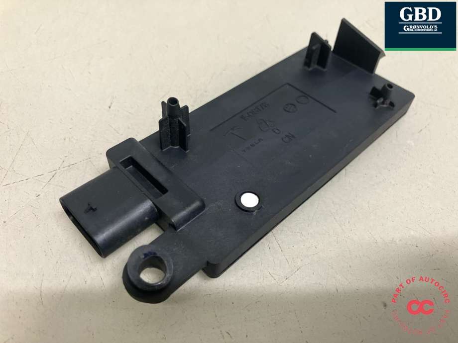 Styreenhet bluetooth til Tesla Model Y 2021-2024 (Type I)  (1508179-00-F|)