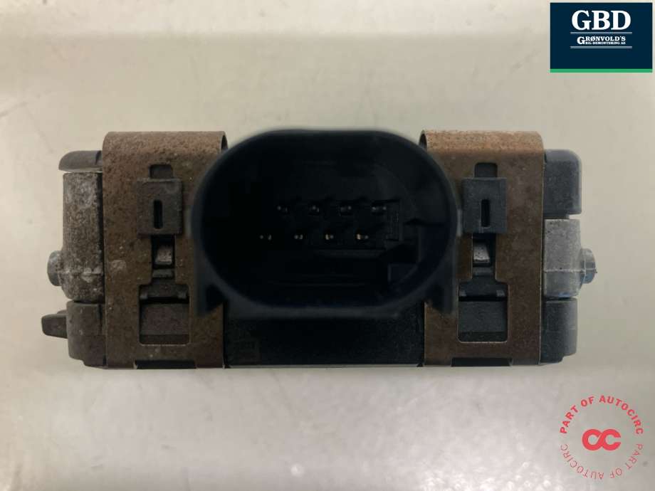 Sensor radar til XPeng G3 2021-->>  (BOSCH|8730021DC1-00-01|8730021DC1|0 203 303 110)