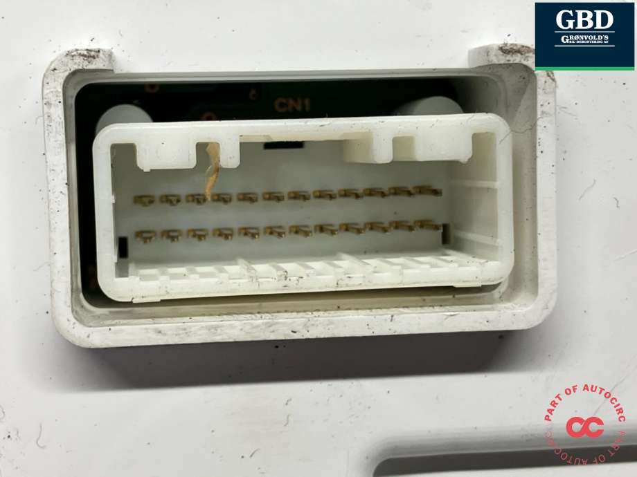Instrumentpanel til Mitsubishi Outlander 2015-->> (Type III, Fase 2) (8100C455|)