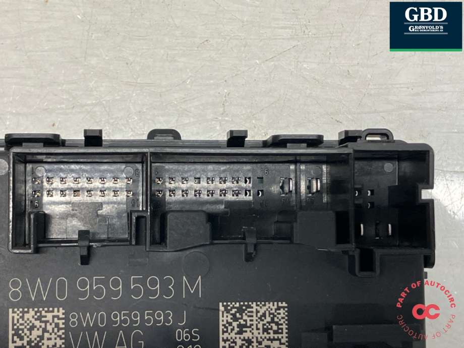Styreenhet dør venstre foran til Audi A4 2020-->> (Type V, Fase 2) (B9) (B9) (8W0 959 593 N|8W0 959 593 M|)
