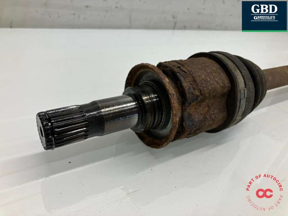 Drivaksel venstre bak, diesel/manuell til Mitsubishi Outlander 2012-2015 (Type III, Fase 1)  (3715A203|)