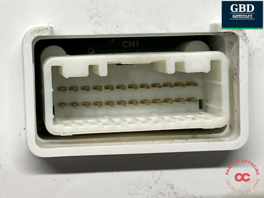 Instrumentpanel til Mitsubishi Outlander 2012-2015 (Type III, Fase 1)  (8100B897|)
