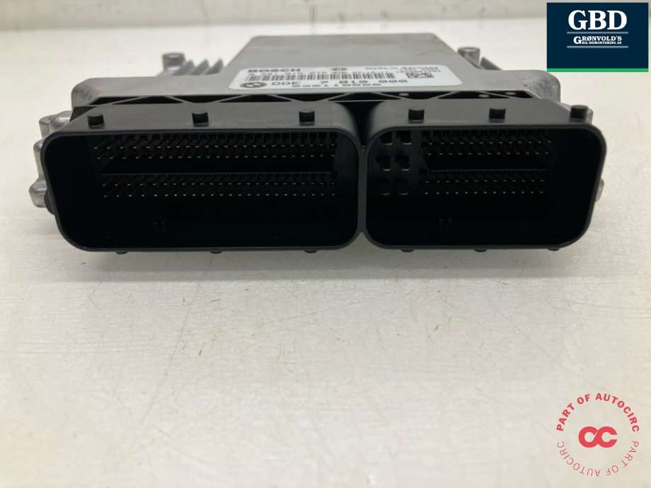 Styreenhet motor til BMW 3-Serie 2005-2011 (E90/E91/E92/E93) (E90/E91/E92/E93) (13 61 8 512 587|DDE 7 810 000|0 281 015 075)
