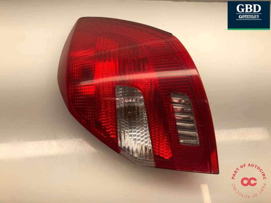 Baklykt høyre til Škoda Fabia, 2010-2014 (Type II, Fase 2) (5J6 945 112)