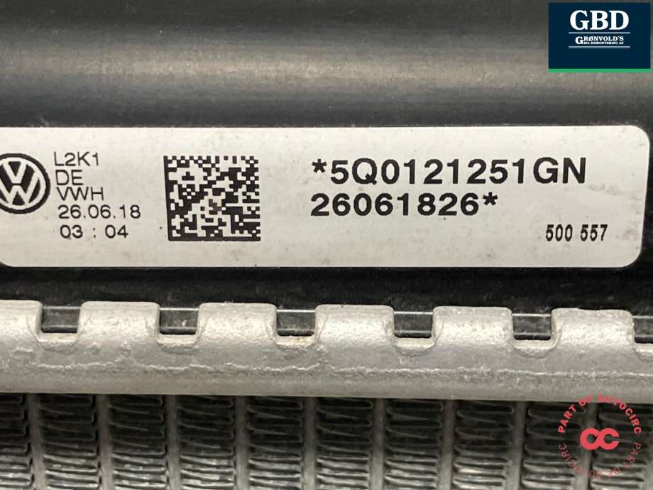Radiator (automat gir) til VW T-Roc 2017-->> (5WA 121 251 H|5Q0 121 251 GN|26061826)