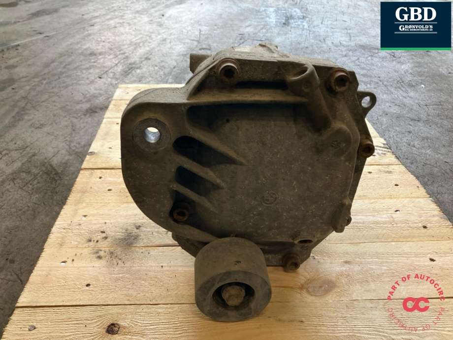 Kardang klokke bak til BMW 5-Serie 2010-2017 (F10/F11) (F10/F11) (33 10 7 584 457|7584456-05|)