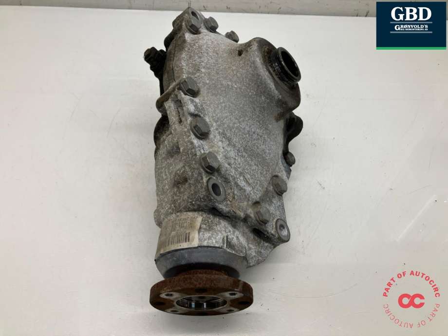 Kardang klokke foran til BMW 5-Serie 2010-2017 (F10/F11) (F10/F11) (31 50 8 635 698|31 50 7 584 518|7584517-04)