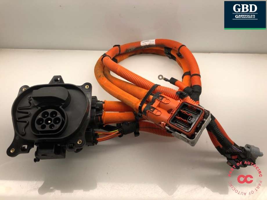 Batterilader inntak/luke til Peugeot e-3008, 2023-->>  (98 445 376 80)