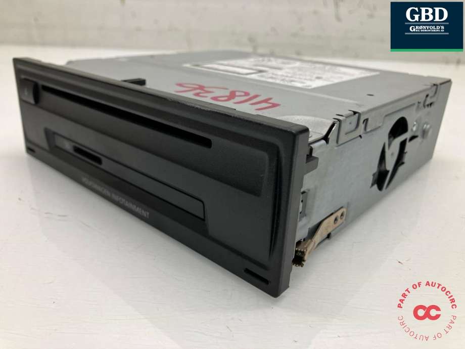 Bilstereo navigasjon til VW Golf VII 2012-2017 (Fase 1) (5G0 035 834|5G0 035 834 X|)