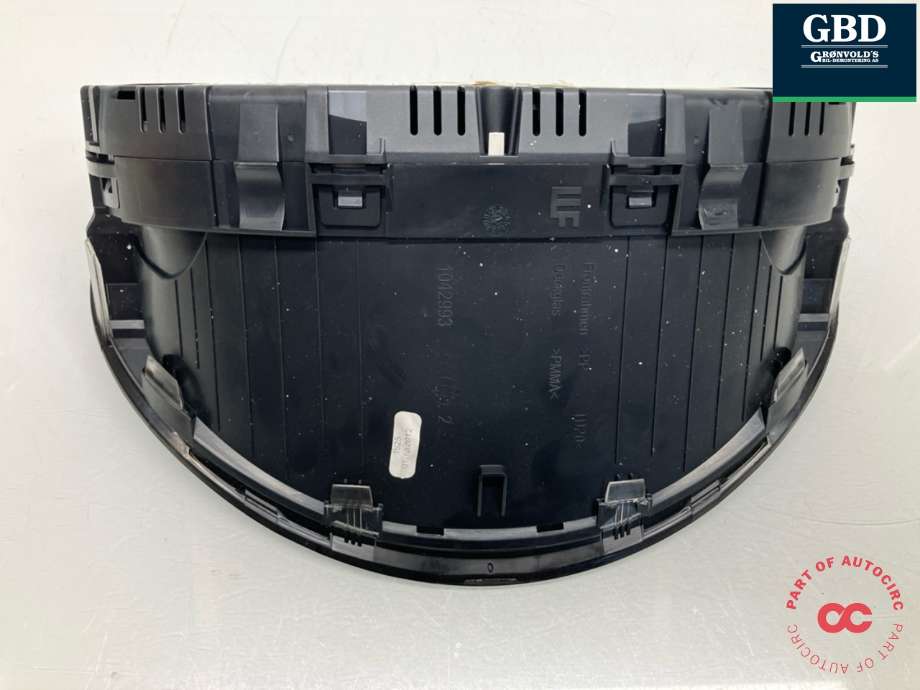 Instrumentpanel til Mercedes Sprinter 2013-2018 (Fase 2) (906) (906) (A 906 900 86 03|A 906 900 59 00|)
