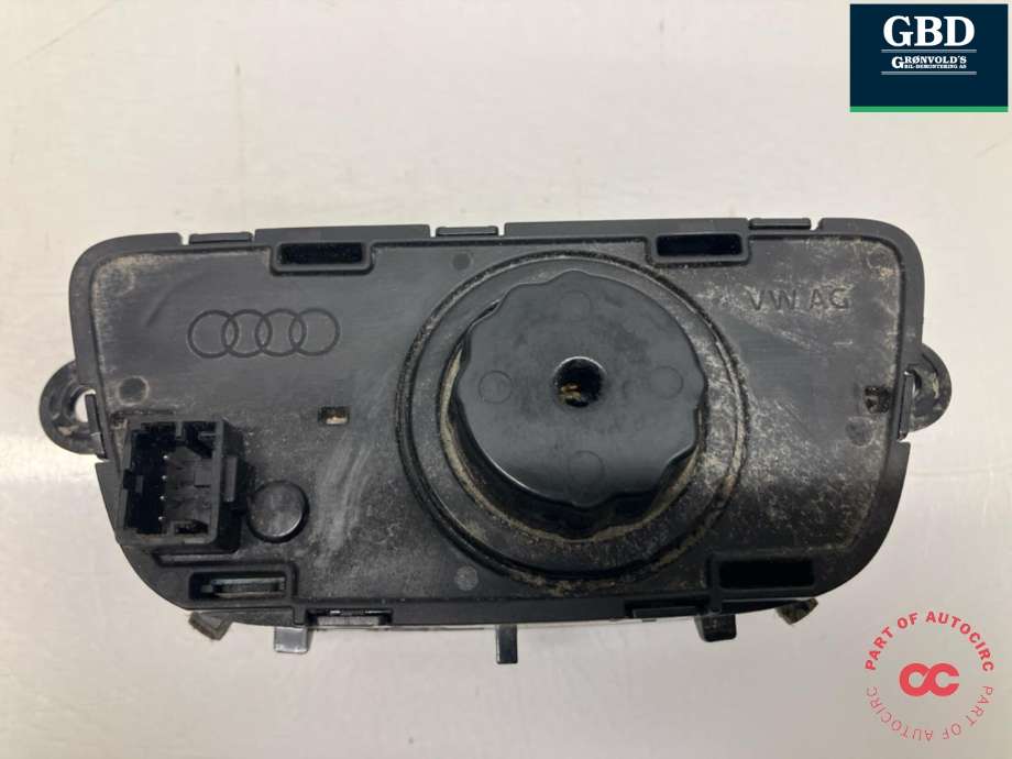 Bryter lys til Audi A4 2015-2019 (Type V, Fase 1) (B9) (B9) (4M0 941 531 AA 5PR|4M0 941 531 AA|)