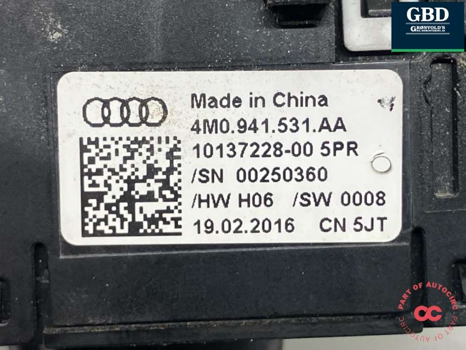 Bryter lys til Audi A4 2015-2019 (Type V, Fase 1) (B9) (B9) (4M0 941 531 AA 5PR|4M0 941 531 AA|)