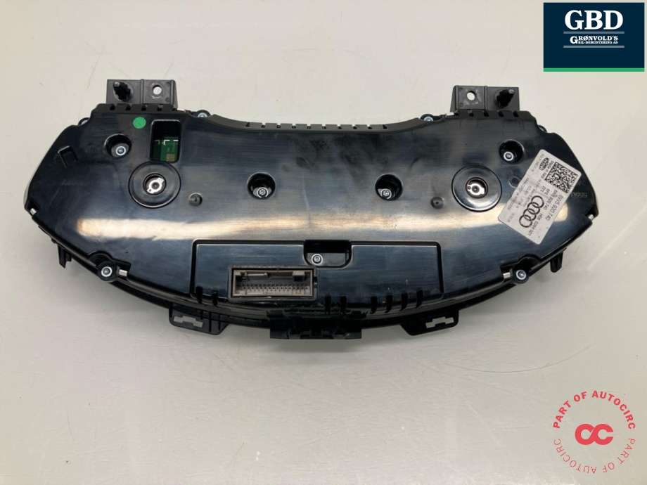 Instrumentpanel til Audi A4 2015-2019 (Type V, Fase 1) (B9) (B9) (8W5 920 740|)