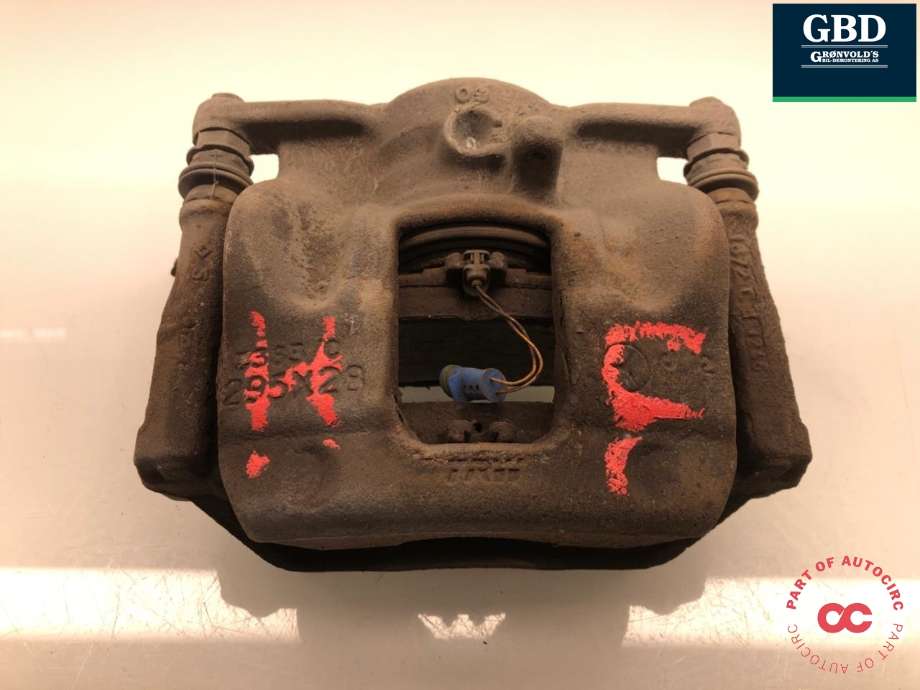 Bremsecaliper høyre foran til Mercedes B-Klasse, electric drive, 2014-2018 (W242) (W242) (A 000 421 68 81)