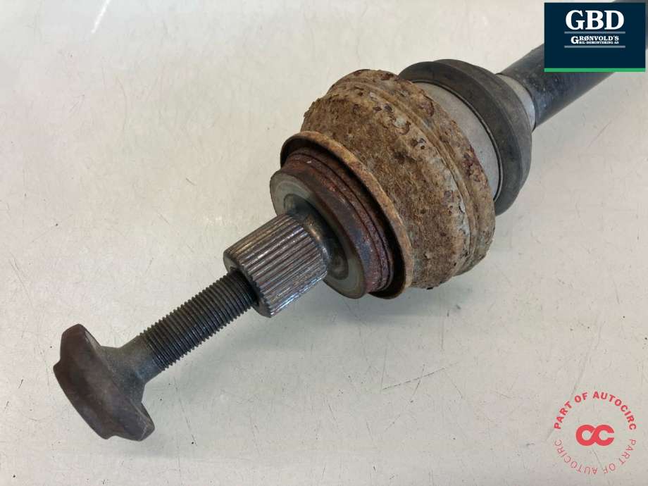 Drivaksel venstre bak, diesel/automat til Audi A4 2015-2019 (Type V, Fase 1) (B9) (B9) (8W0 501 203 D|1401234567|)