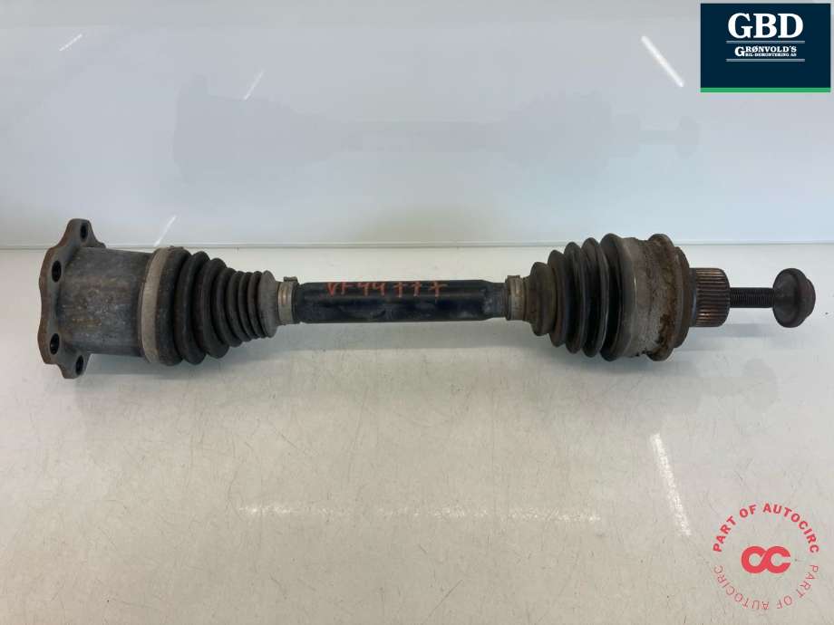 Drivaksel venstre foran, diesel/automat til Audi A4 2015-2019 (Type V, Fase 1) (B9) (B9) (8W0 407 271 L|8W0 407 271|)