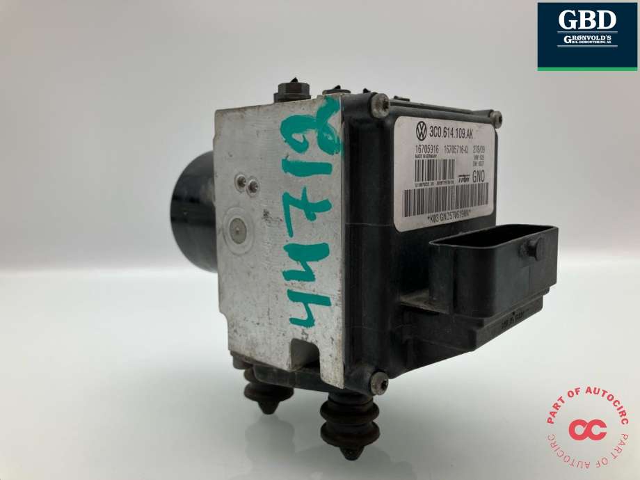 ABS sentral til VW Passat 2005-2010 (B6) (B6) (3C0 614 109 AK|3C0 614 109 AK BEF|)