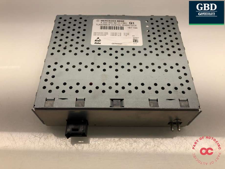 Bilstereo diverse til Mercedes B-Klasse, electric drive, 2014-2018 (W242) (W242) (A 222 900 51 17)
