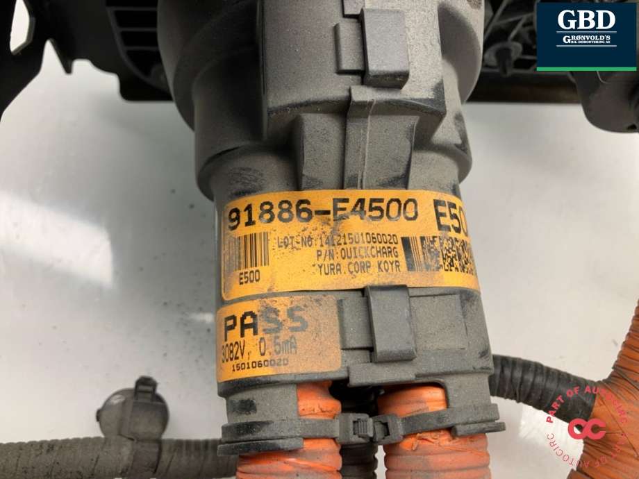 Batterilader inntak/luke til Kia Soul 2014-2019 (Type II)  (91886E 4500|91886E 4000|)