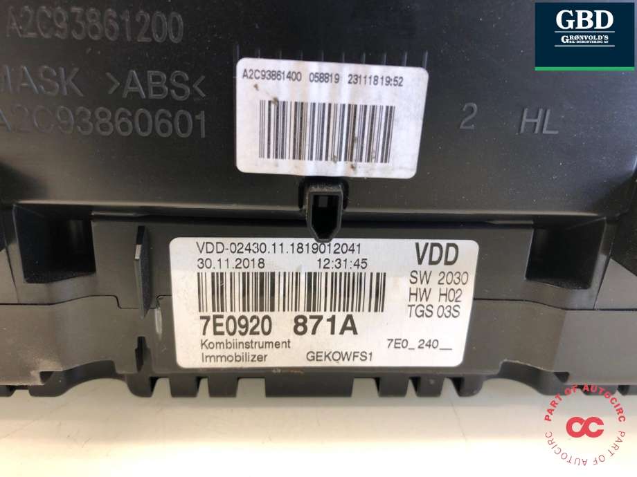 Instrumentpanel til VW Transporter / Caravelle 2019-->> (T6.1) (T6.1) (7E0 920 871 A|)