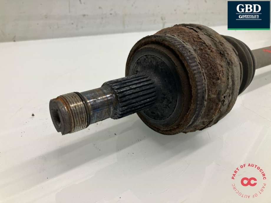 Drivaksel venstre bak, diesel/automat til Mercedes GLK 2008-2015 (X204) (X204) (A 212 350 82 11|A 212 350 21 10|)