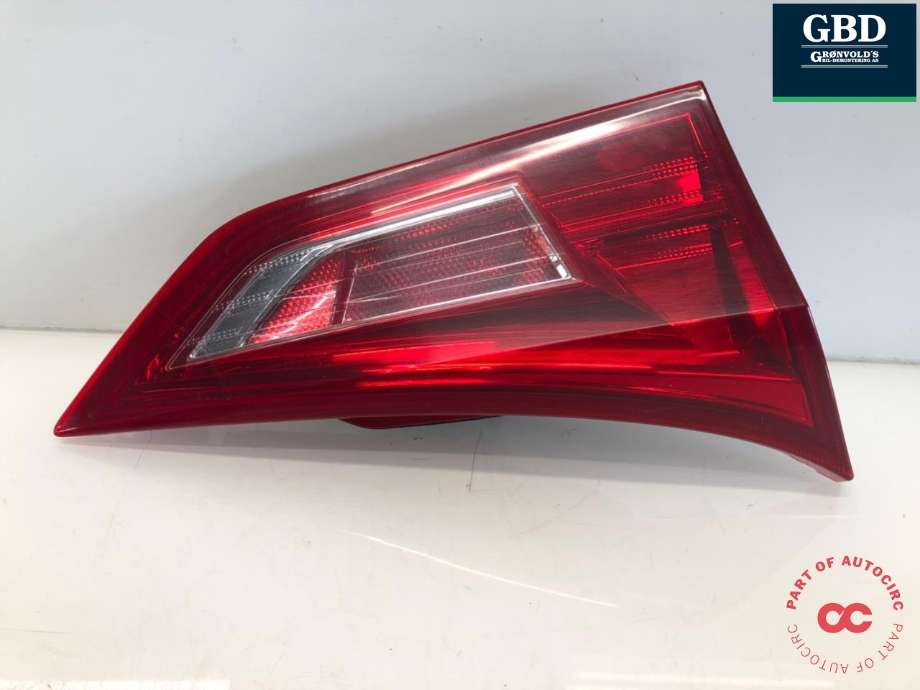 Baklykt venstre indre til Toyota Auris, 2013-2015 (Type II, Fase 1) (8159102490)