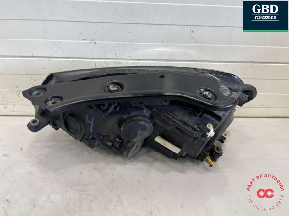 Frontlykt høyre halogen til VW Caddy 2015-2020 (Type III, Fase 3)  (2K1 941 006 B|)