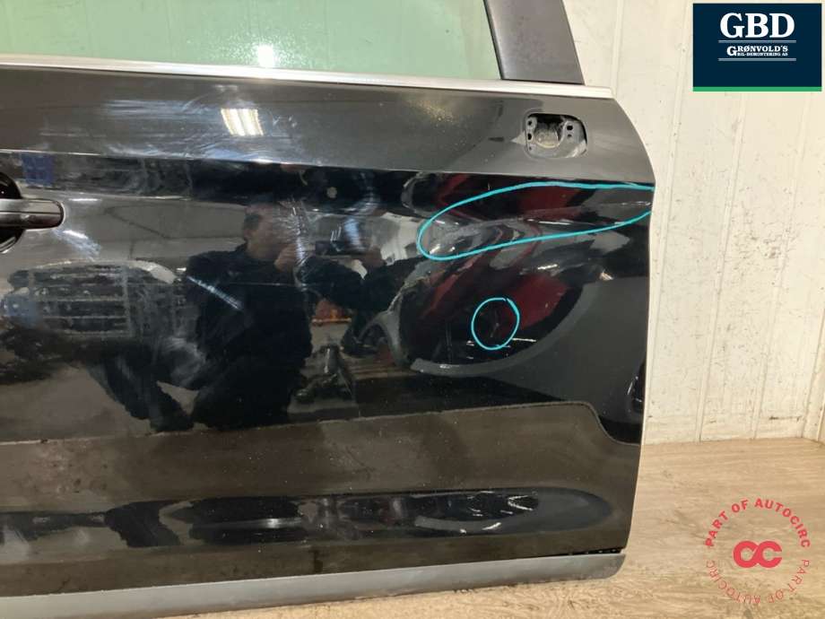 Dør høyre foran til Ford Kuga 2008-2012 (Type I) (1712678|P8V41-S20124-AC|)