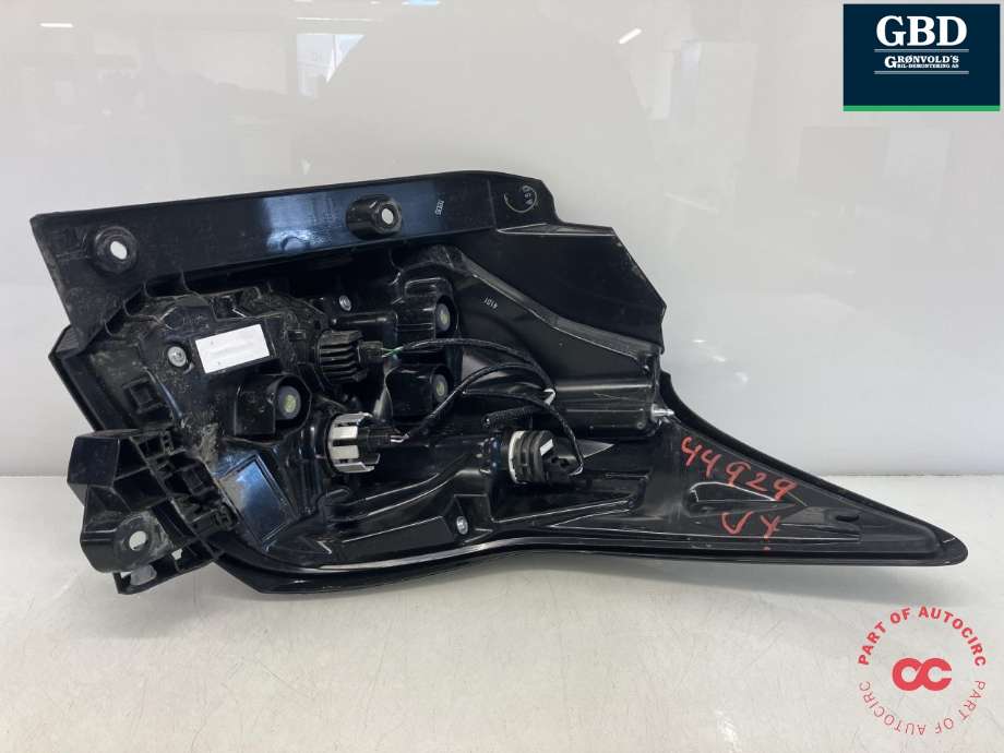 Baklykt venstre til Toyota Yaris 2020-->> (Type IV)  (81561K0040|)