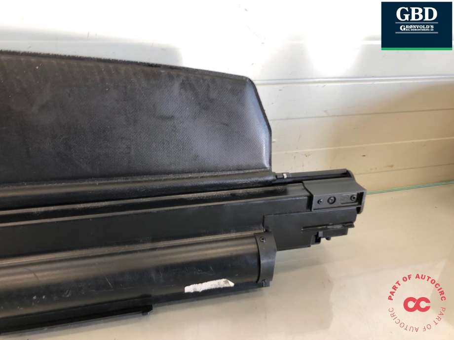 Bagasjerom rollon til BMW 3-Serie 2005-2011 (E90/E91/E92/E93) (E90/E91/E92/E93) (51 47 7 261 926|)