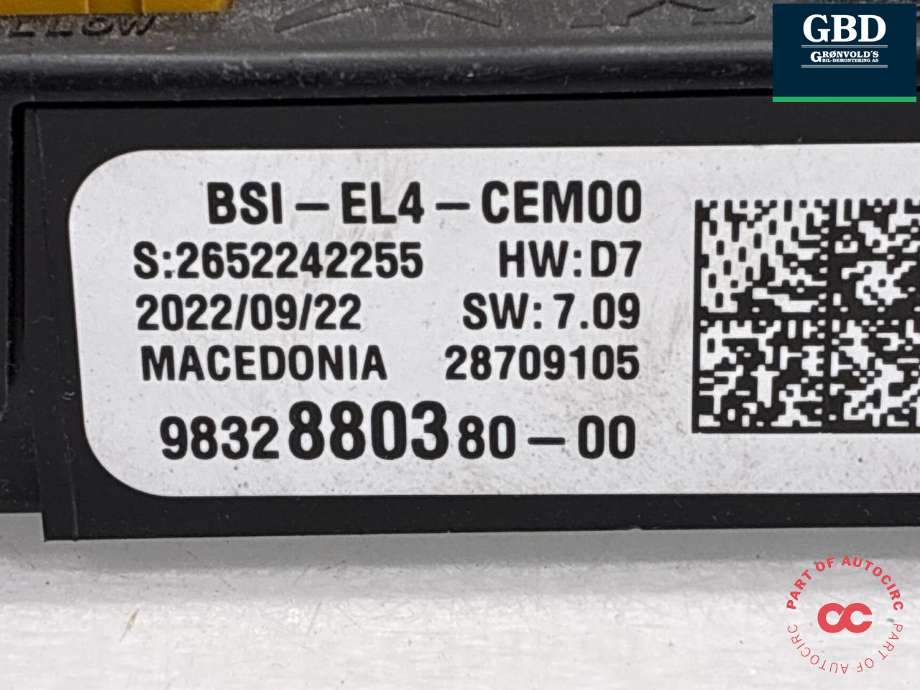 Sikringsboks motorrom til Opel Mokka E 2020-->> (Type II)  (98 245 106 80|9832880380-00|)