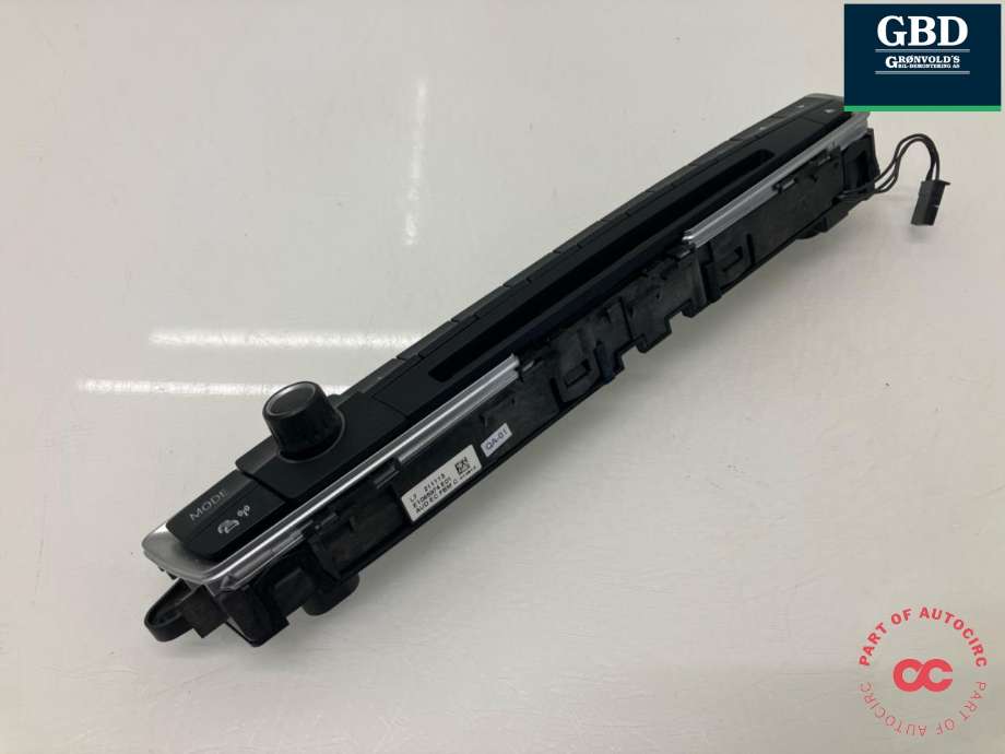 Bilstereo betjeningspanel til BMW 3-Serie 2012-2018 (F30/F31/F34) (F30/F31/F34) (61 31 6 832 880|E1065974 E01|61 31 9 323 554)